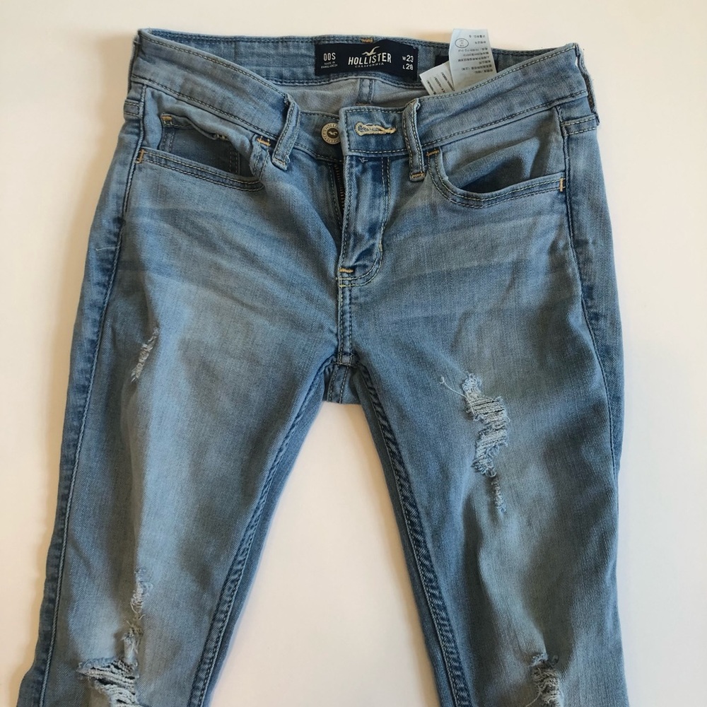 Light Wash Jeans with Distressing